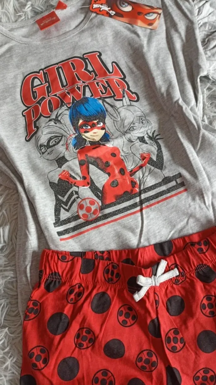 Pyjama miraculous 8 ans 💐 - photo numéro 2