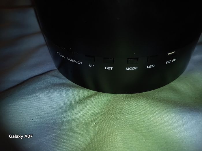 Lampe,horloge alarme, thermomètre one piece - photo numéro 3