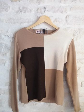 Joli pull fin en laine