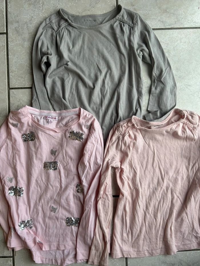 Lot 3 t-shirts manches longues fille 6 ans