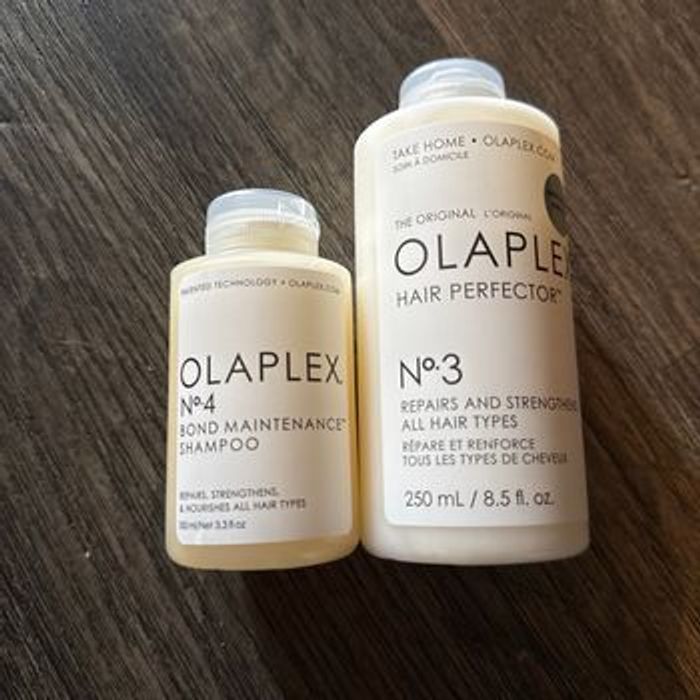 Olaplex Shampoing N.4 et avant shampoing N.3