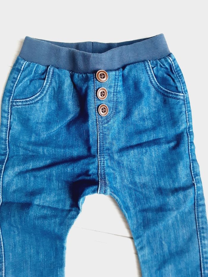 Vêtement bébé mixte pantalon type jean Tape à l’œil 6 mois - photo numéro 2