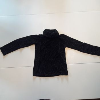 Sous pull noir brillant 3 ans