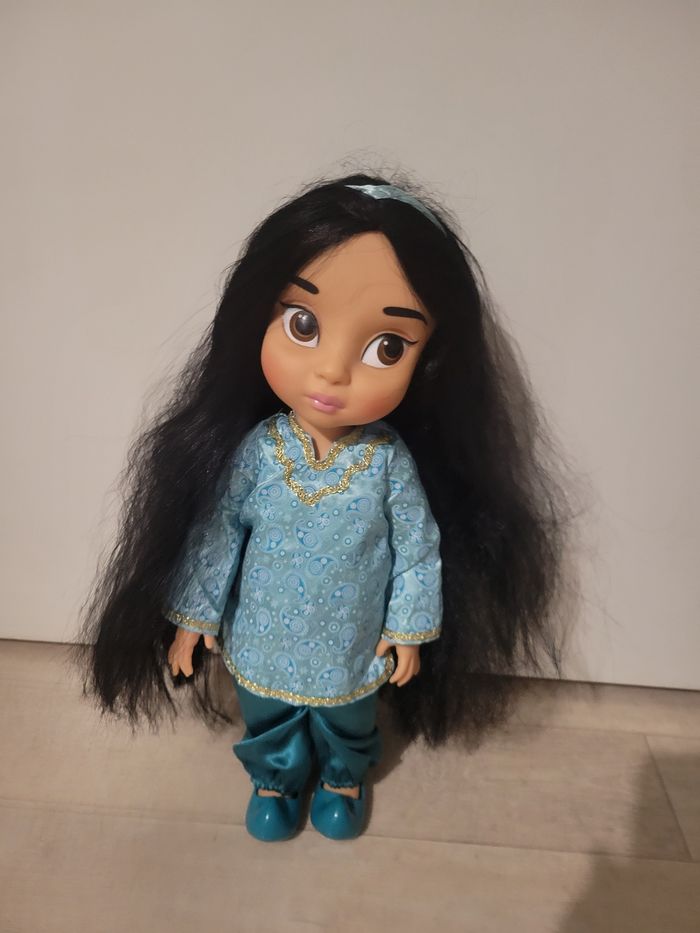 Poupée jasmine Disney