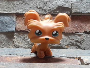 Figurine Petshop chien.  C. London