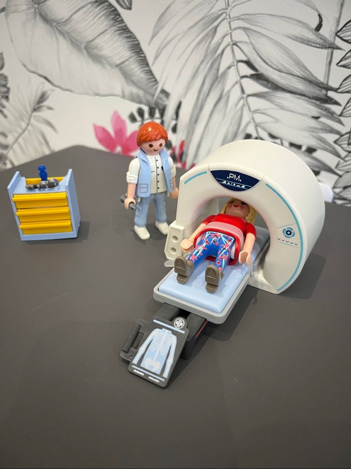 Playmobil hôpital 3 niveaux complet - photo numéro 7
