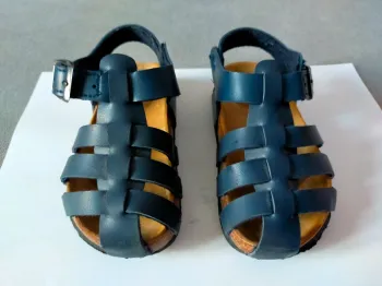 Sandales bleu marine – Pointure 24 – Kiabi
