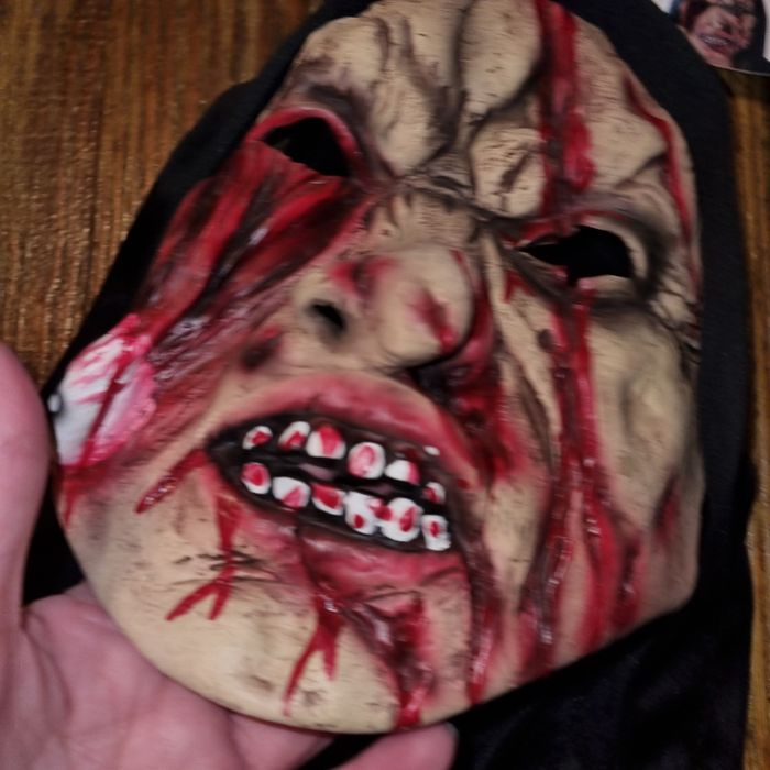 masque HALLOWEEN 🎃 NEUF 🎃 - photo numéro 3