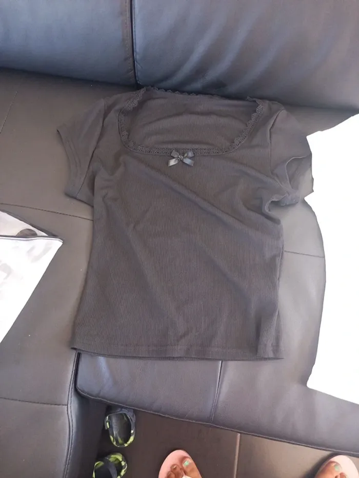 Lot tee-shirt taille M (petit) neuf - photo numéro 4