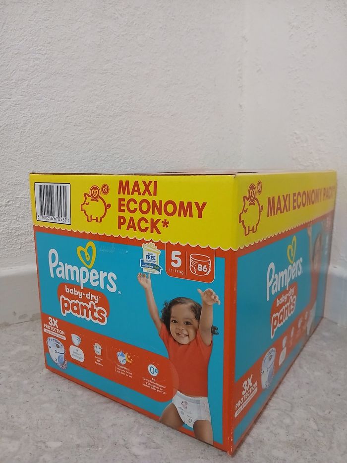 1 carton Pampers taille 5 pants MAXI pack, soit 86 couches culottes (pants)Neuf - photo numéro 3
