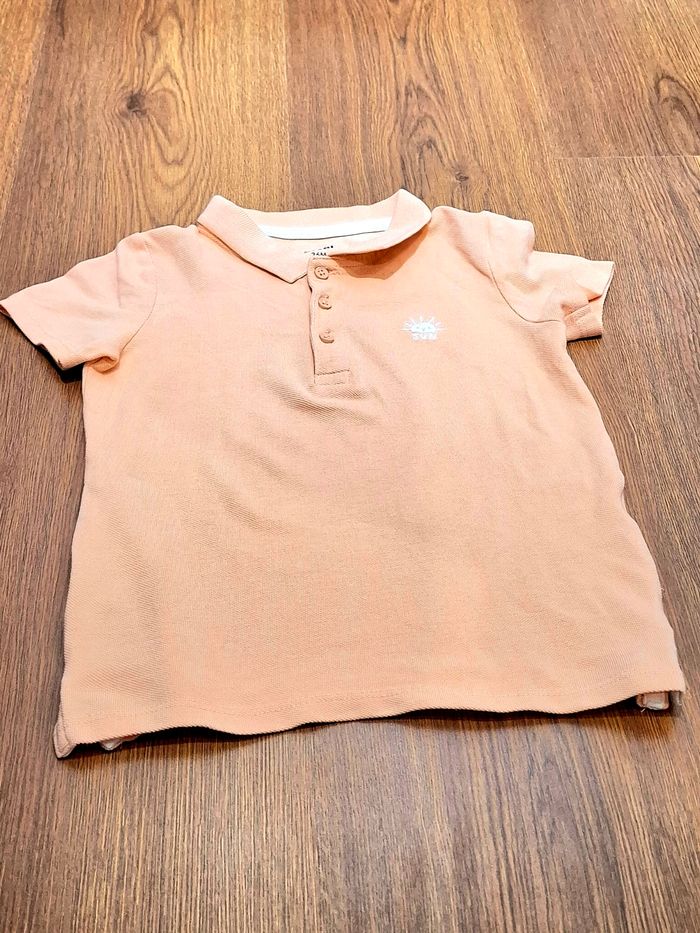 Polo enfant Kiabi 36 mois – pêche / corail clair