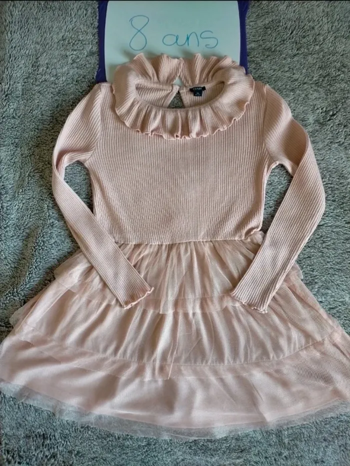 Robe 8 ans ( 126-131 cms)