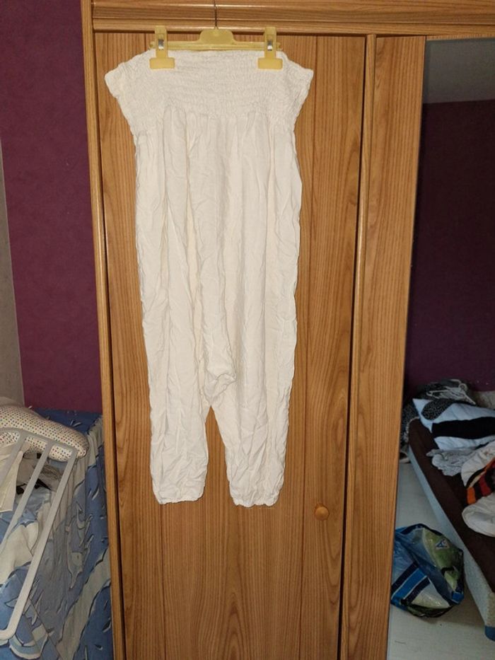 Sarrouel blanc colline