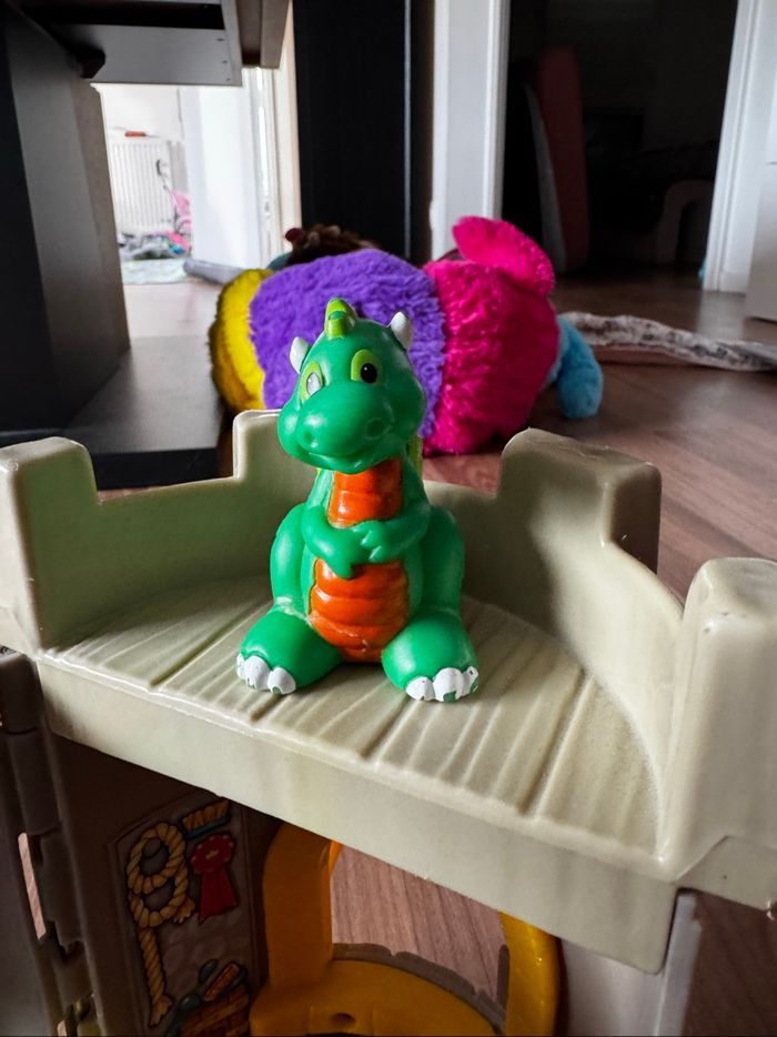 Lot Fisher price château - photo numéro 8