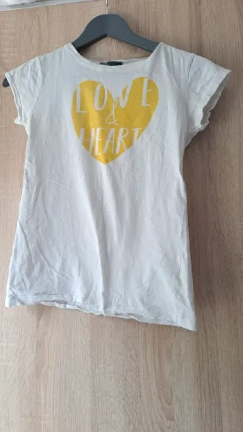 T shirt blanc avec motif taille 14 ans