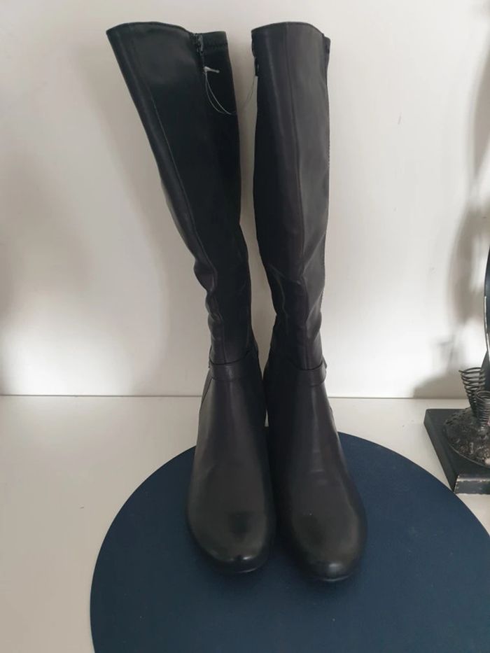 Bottes hautes noire pointure 41 - photo numéro 3