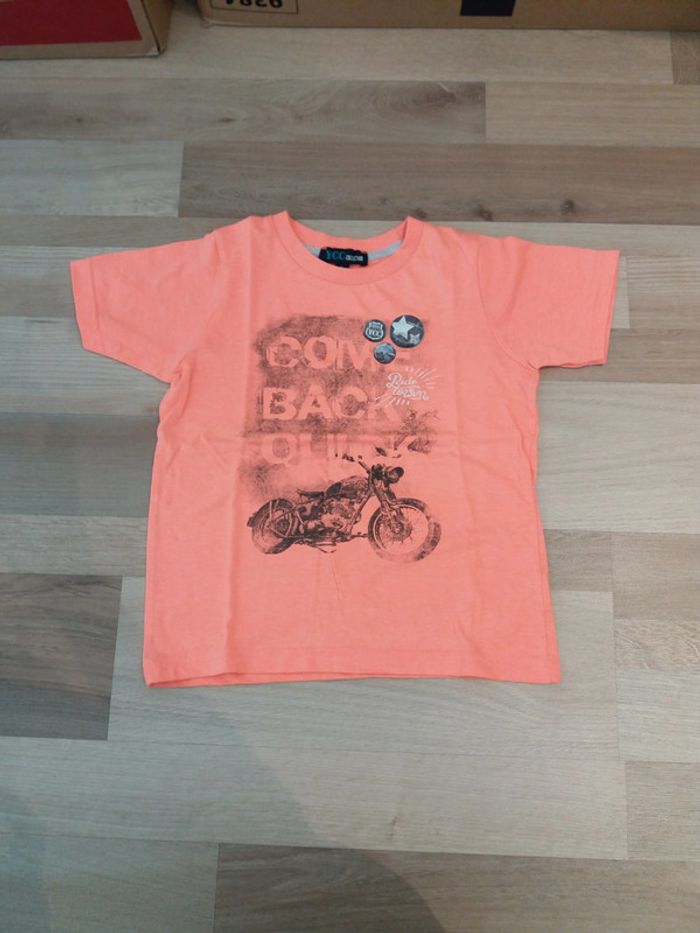 Tee shirt