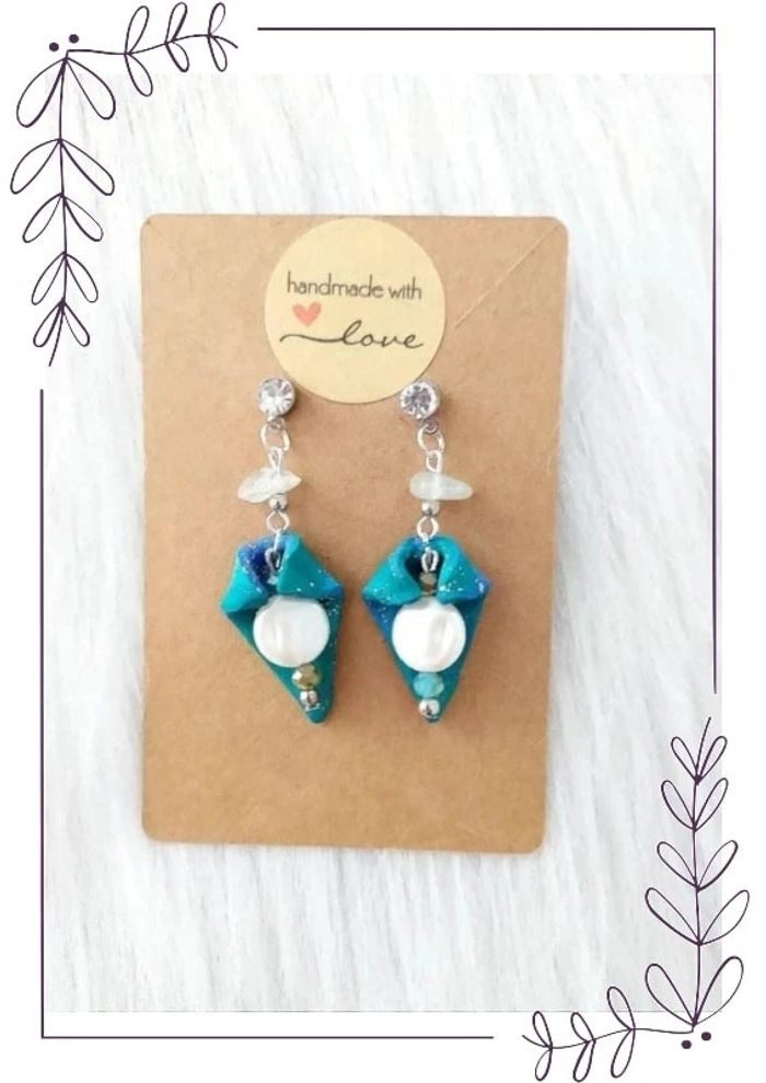 Boucles d'oreilles pendantes avec perle et pierre naturelle - photo numéro 3