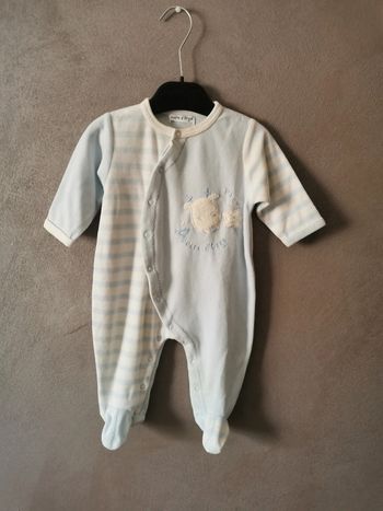 Pyjama garçon, 6 mois. Sucre d'Orge.