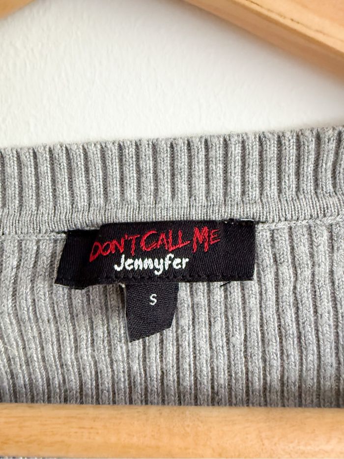 Pull col V court manches longues gris Jennyfer taille 36 S - photo numéro 4