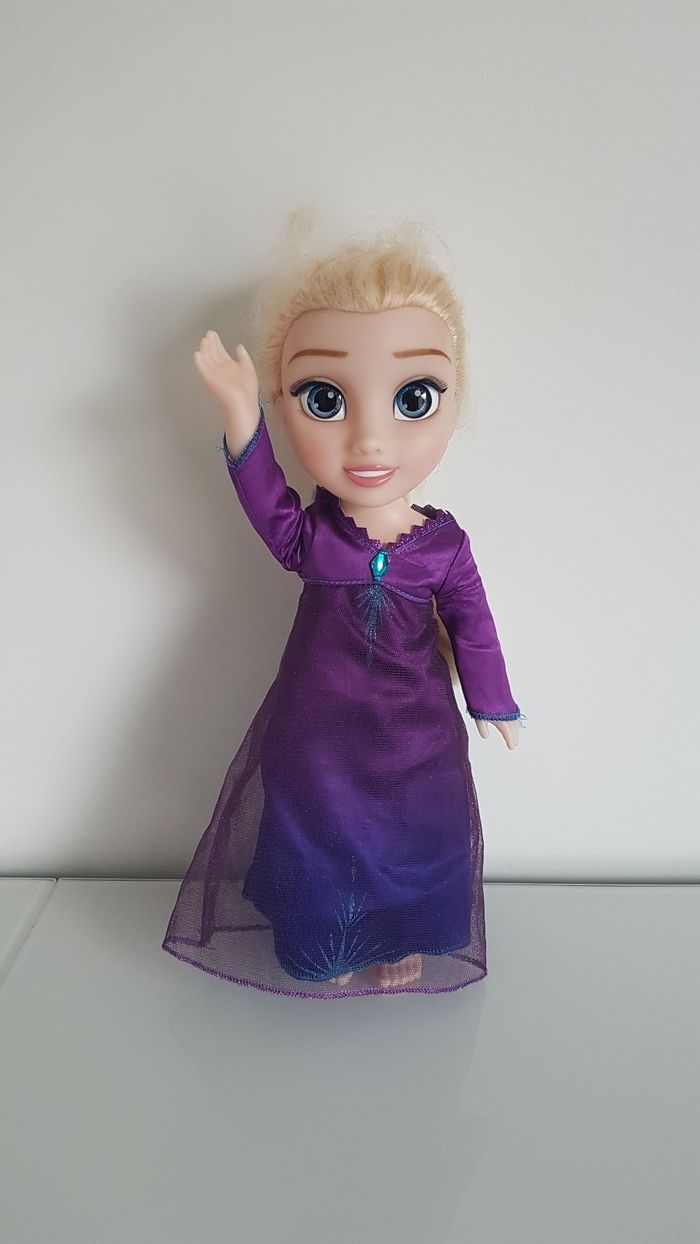Poupée Elsa disney