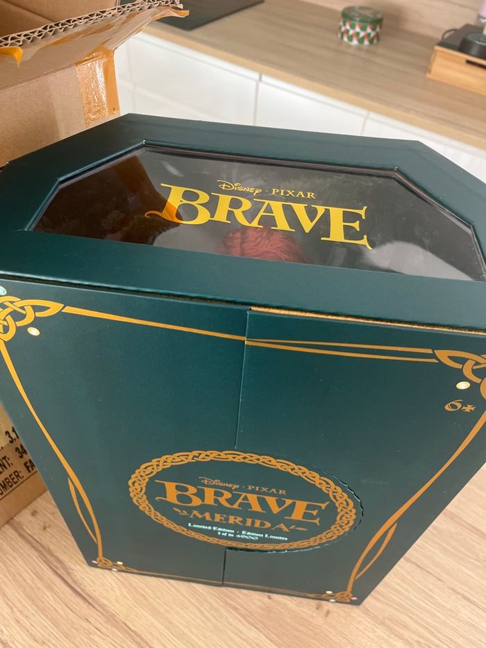 Poupée Disney édition limitée Merida Rebelle - photo numéro 3