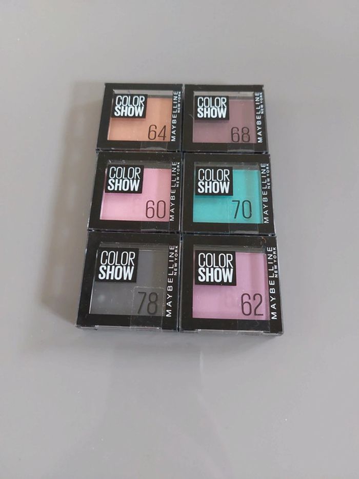 Fards à paupières neuf