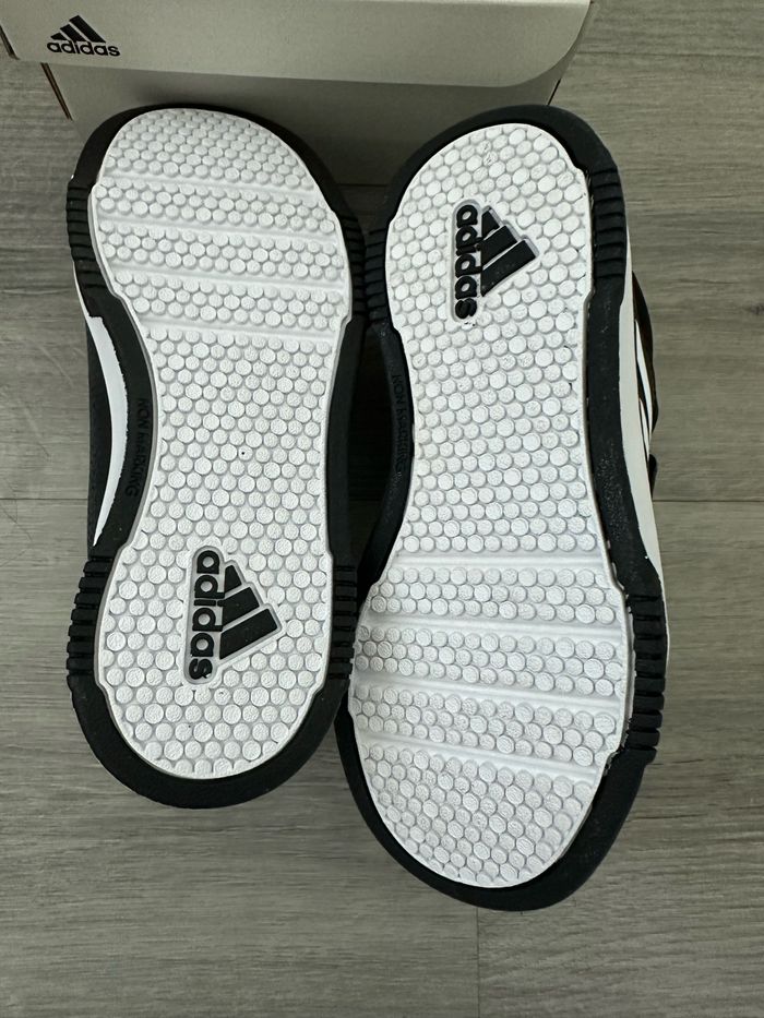 baskets Adidas 31 - photo numéro 3