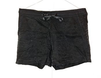 Short noir t38