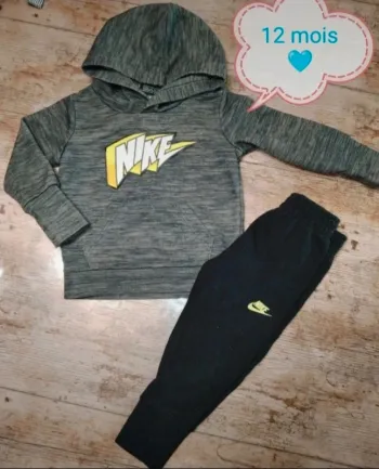 Survêtement coton Nike garçon 12 mois