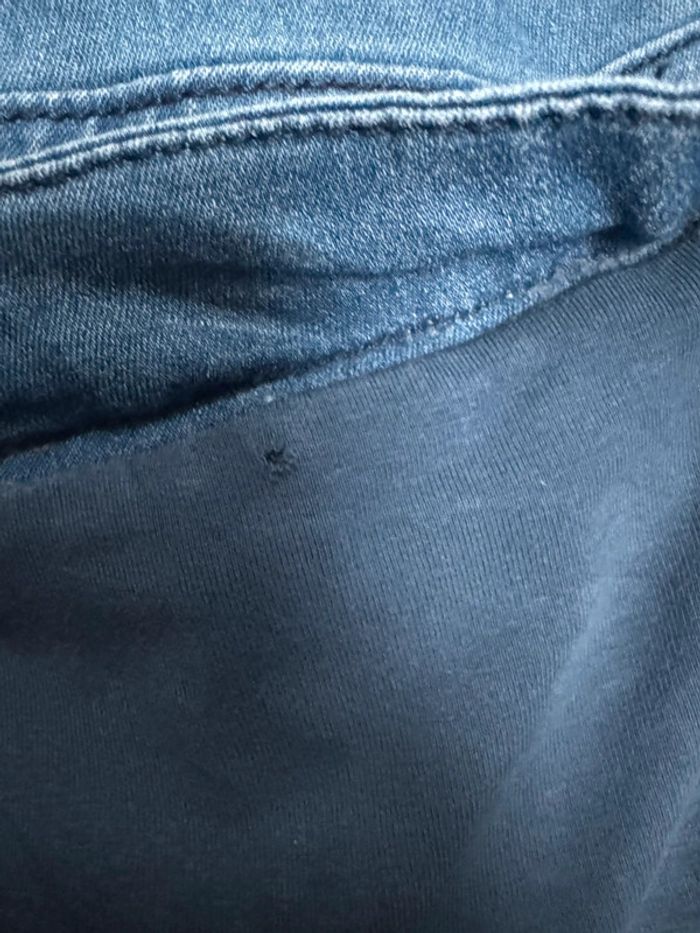 Lot 2 jeans grossesse kiabi taille 38 - photo numéro 2