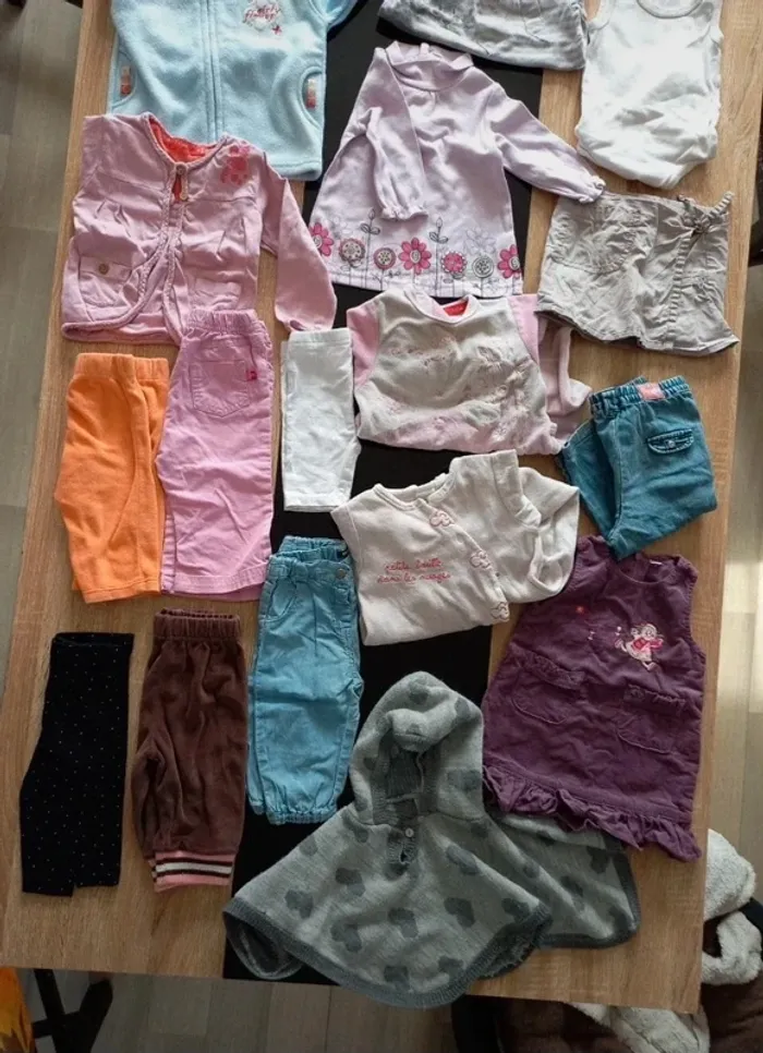 Lot vêtements bébé fille 6 mois - photo numéro 2