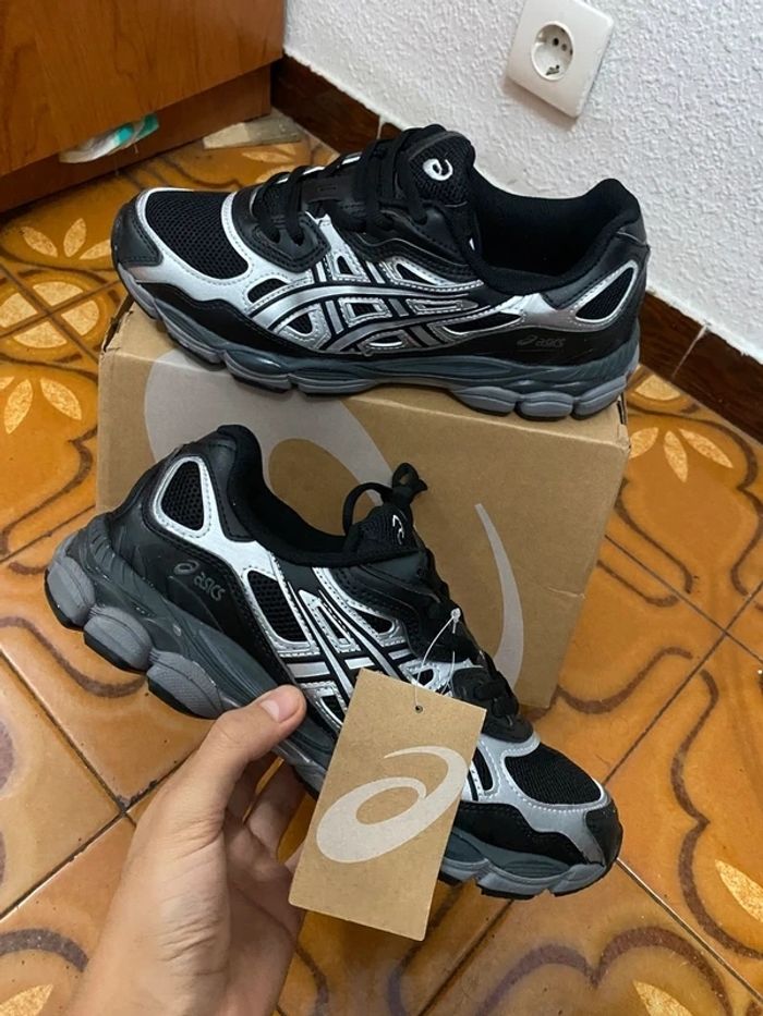 Asics GEL NYC Taille 45 - photo numéro 4