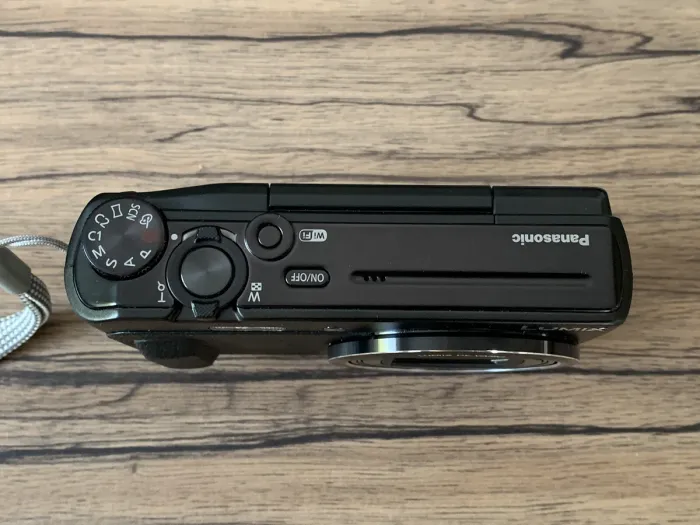 Appareil photo Panasonic - photo numéro 4