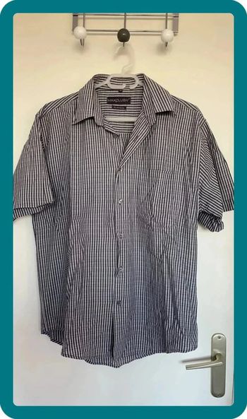 Chemise à carreaux
