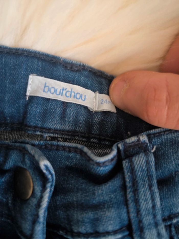 💙 Magnifique jean brodé motifs Bout'chou en 24 mois 💙 - photo numéro 3
