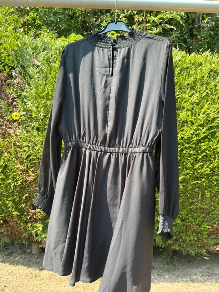 Robe noire longue manches transparentes – Marque Shein - photo numéro 2