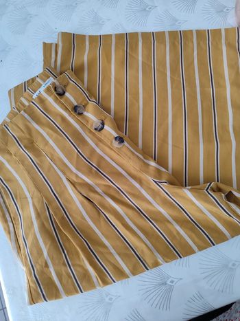 Pantalon court large à rayures en Tencel taille haute