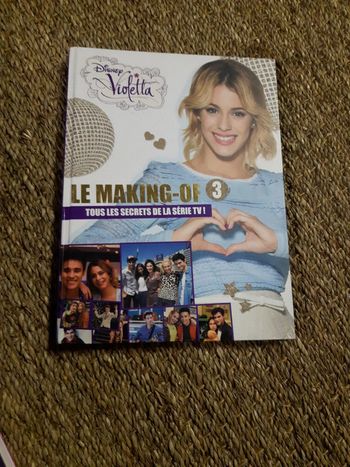 Livre Violetta Disney