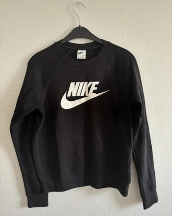 Sweat Nike noir