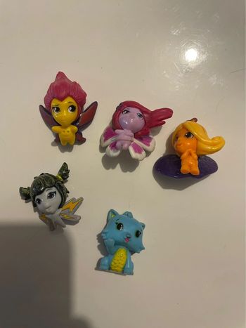 Génie girls figurines