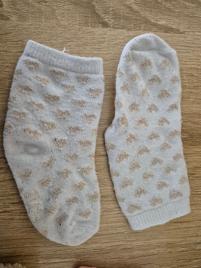 Lot chaussettes fille T 19 / 22 - photo numéro 5