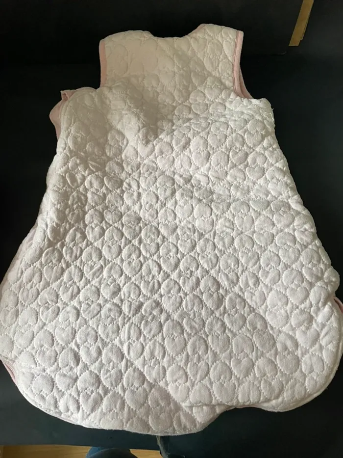 Gigoteuse rose taille 1 jusqu’à 3 mois très chaude - photo numéro 3