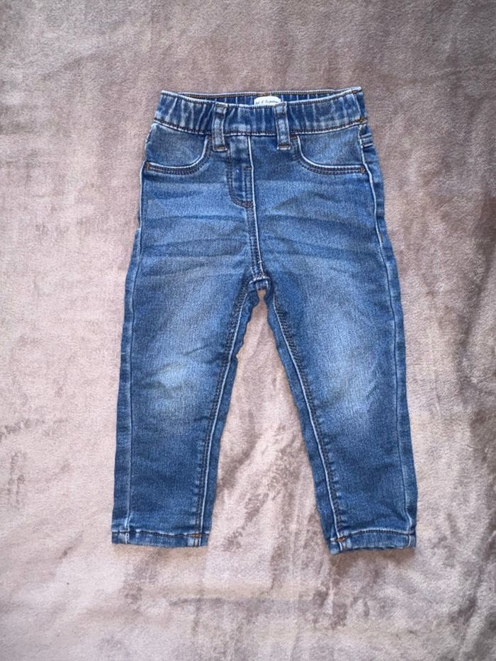 Lot de 3 jeans bébé 18 mois en très bon état - photo numéro 8