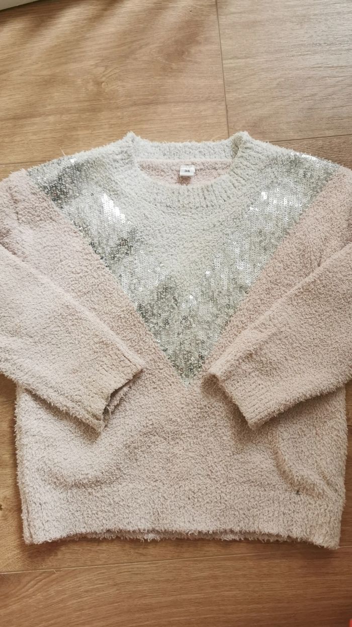 Pull sequins