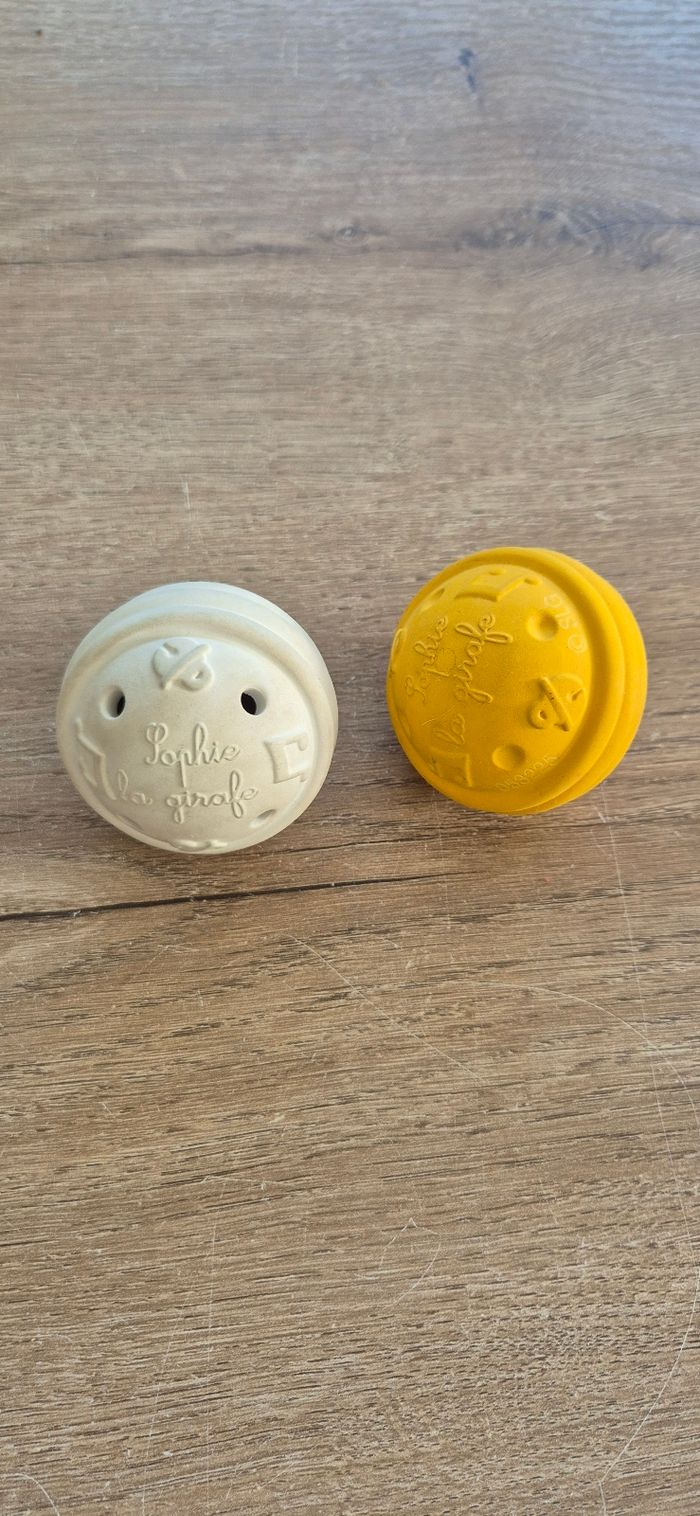 Lot balles musicales Sophie la girafe - photo numéro 3