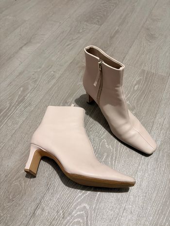 Bottine à talons