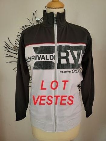 Lot vestes jogging