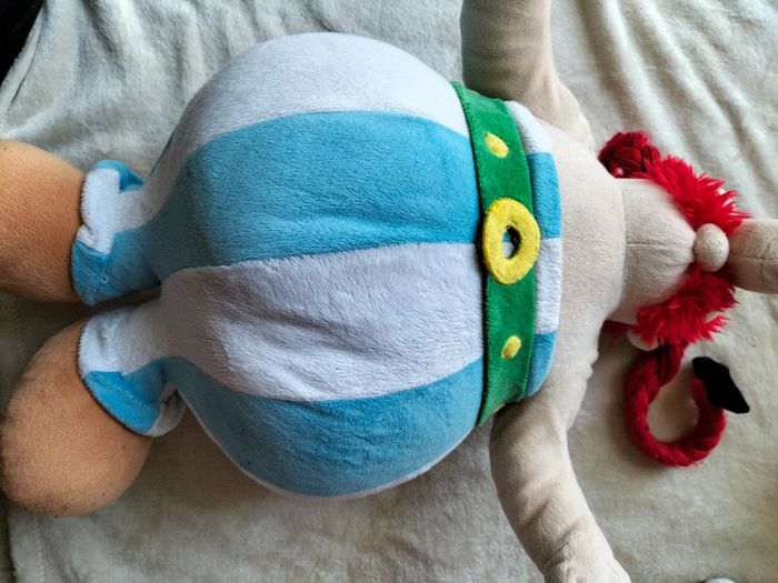 Grosse peluche Obélix - photo numéro 2