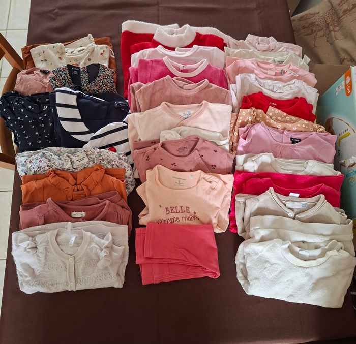 Lot vêtements fille 9 mois